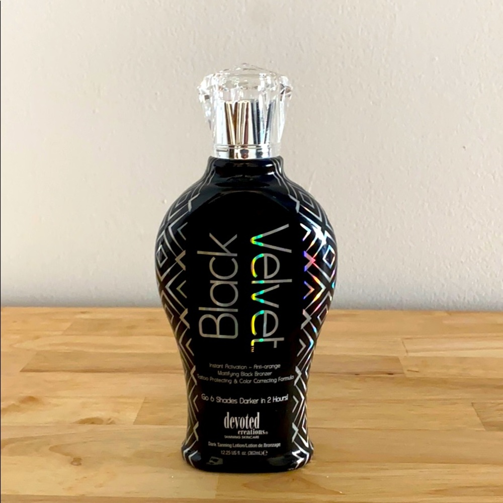 Devoted Black Velvet Tanning Lotion